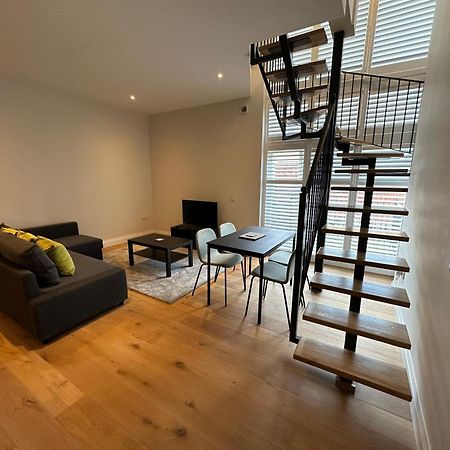 Winchester Street Apartments By Urban Abode 베이싱스토크 외부 사진